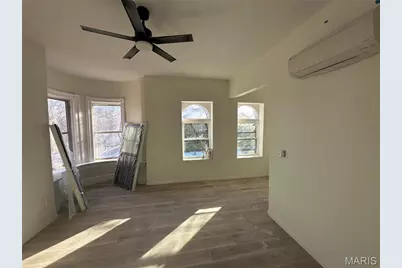 3805 Hartford Street, Saint Louis, MO 63116 - Photo 11