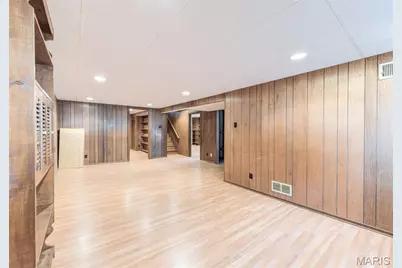 11954 Glenoak Drive, Maryland Heights, MO 63043 - Photo 19