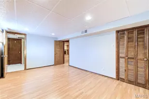 11954 Glenoak Dr, Maryland Heights, MO 63043 - Photo 23