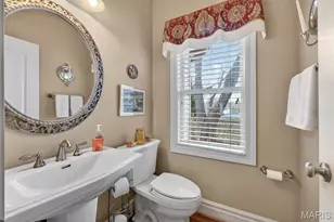 1449 Fairbrook Dr, Des Peres, MO 63131 - Photo 15