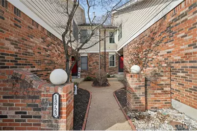 13721 La Conte Court, Saint Louis, MO 63128 - Photo 3
