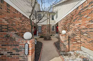 13721 La Conte Ct, Saint Louis, MO 63128 - Photo 3