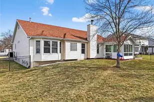 14 Augusta Downs Dr, Saint Peters, MO 63376 - Photo 9