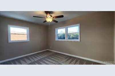 8419 Falmouth Drive, Saint Louis, MO 63121 - Photo 17