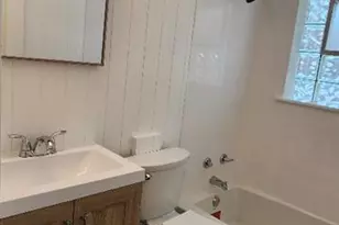 8419 Falmouth Dr, Saint Louis, MO 63121 - Photo 19