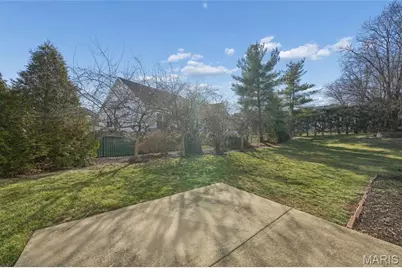 460 Shetland Valley Court, Chesterfield, MO 63005 - Photo 35