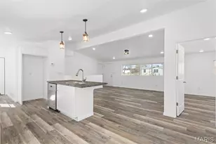 110 Madison Rene Ave, Moscow Mills, MO 63362 - Photo 9