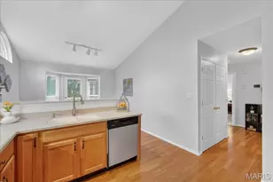 1200 Hunters Chase Dr, Eureka, MO 63025 - Photo 13