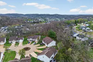 1200 Hunters Chase Dr, Eureka, MO 63025 - Photo 41