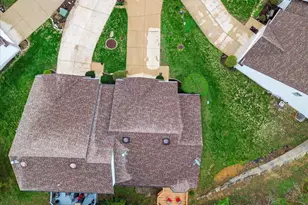 1200 Hunters Chase Dr, Eureka, MO 63025 - Photo 43