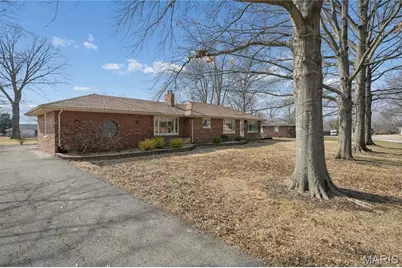 838 Middleboro Drive, Saint Louis, MO 63125 - Photo 27