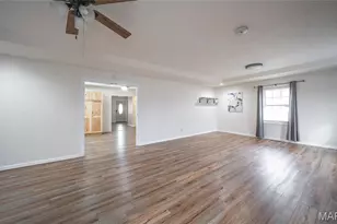 30400 Peach Blossom Ln, Lebanon, MO 65536 - Photo 11