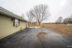 30400 Peach Blossom Ln, Lebanon, MO 65536 - Photo 35