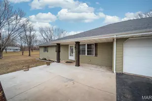 30400 Peach Blossom Ln, Lebanon, MO 65536 - Photo 3