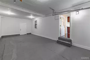 2686 Creve Coeur Mill Rd, Maryland Heights, MO 63043 - Photo 31