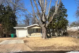 10460 Gardo Ct, Bellefontaine Neighbors, MO 63137 - Photo 1