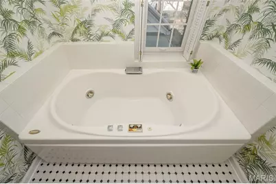 1140 S Geyer Road, Kirkwood, MO 63122 - Photo 39