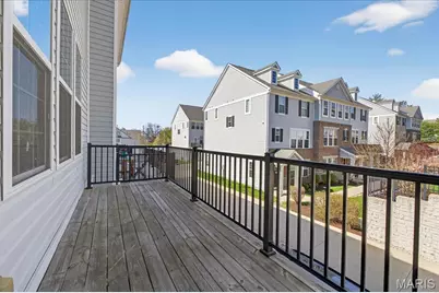 1087 E Linden Avenue, Saint Louis, MO 63117 - Photo 19