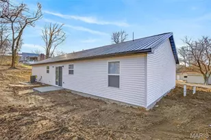 203 Laurel St, Park Hills, MO 63601 - Photo 5