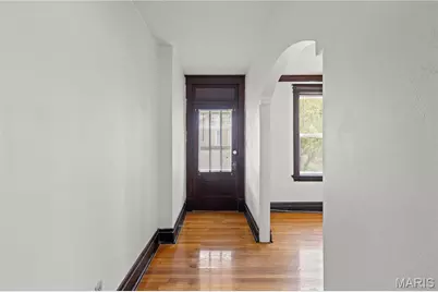 4936 Berthold Avenue, Saint Louis, MO 63110 - Photo 5