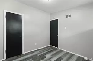 9614 Winkler Dr, Saint Louis, MO 63136 - Photo 11