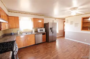 576 Landon Rd, Bourbon, MO 65441 - Photo 5