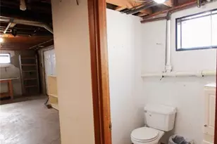 576 Landon Rd, Bourbon, MO 65441 - Photo 15