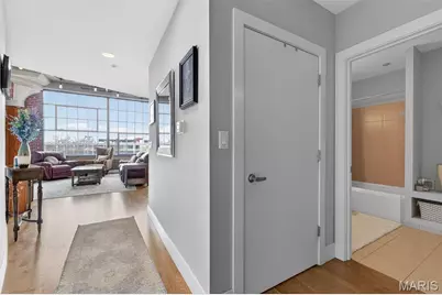 4100 Forest Park Avenue #307, Saint Louis, MO 63108 - Photo 31