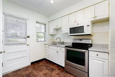 925 Riverview Boulevard, Saint Louis, MO 63147 - Photo 3