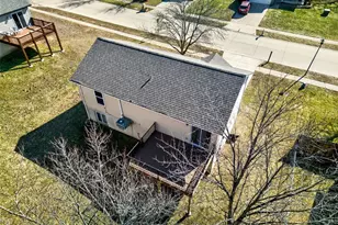 681 Ballantrae Dr, Wentzville, MO 63385 - Photo 29