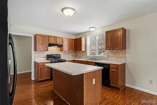 1156 Oak Hollow Dr, Imperial, MO 63052 - Photo 9