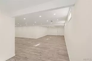 2855 Devonshire Dr, Florissant, MO 63033 - Photo 17