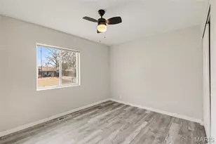 2855 Devonshire Dr, Florissant, MO 63033 - Photo 13