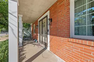 1001 Barberry Ln, Kirkwood, MO 63122 - Photo 13