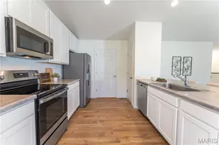 910 Boulder Crest Ct, Eureka, MO 63025 - Photo 5