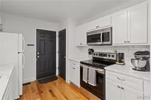 12075 Autumn Lakes Dr, Maryland Heights, MO 63043 - Photo 13