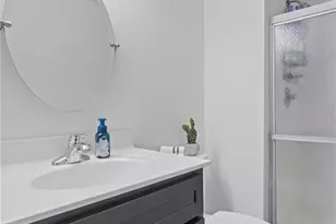 12075 Autumn Lakes Dr, Maryland Heights, MO 63043 - Photo 29