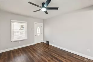 7250 Arsenal St, Maplewood, MO 63143 - Photo 3