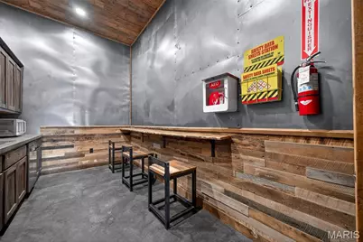 1834 W Outer Highway 61, Moscow Mills, MO 63362 - Photo 31