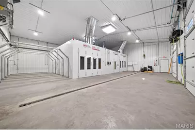 1834 W Outer Highway 61, Moscow Mills, MO 63362 - Photo 13