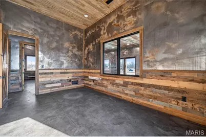 1834 W Outer Highway 61, Moscow Mills, MO 63362 - Photo 33