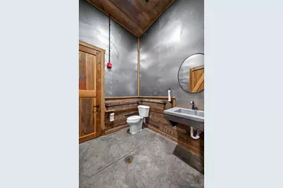 1834 W Outer Highway 61, Moscow Mills, MO 63362 - Photo 29