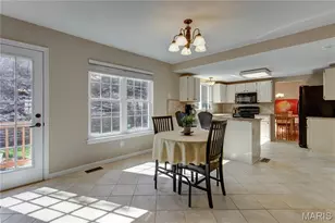 564 Woodlyn Crossing, Ballwin, MO 63021 - Photo 5