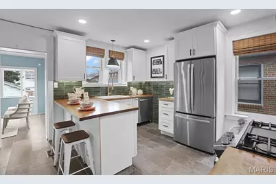 5613 Rhodes Avenue, Saint Louis, MO 63109 - Photo 9