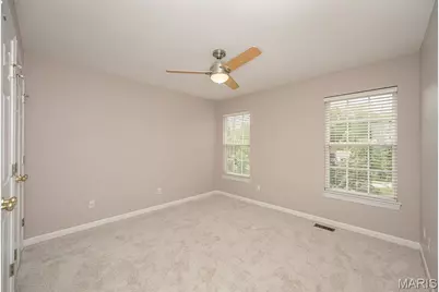102 Seabrook Court, Chesterfield, MO 63017 - Photo 31