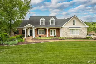 102 Seabrook Ct, Chesterfield, MO 63017 - Photo 1
