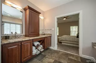 102 Seabrook Ct, Chesterfield, MO 63017 - Photo 27