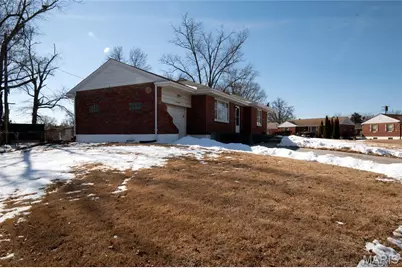 9448 Ardmore Drive, Bellefontaine Neighbors, MO 63137 - Photo 21