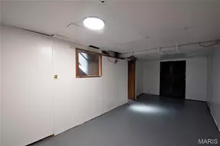 9448 Ardmore Dr, Bellefontaine Neighbors, MO 63137 - Photo 19