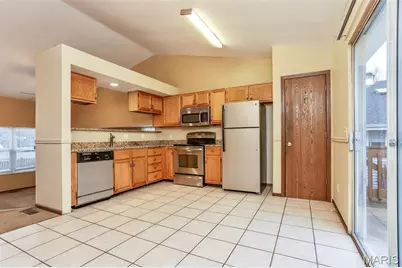 2 Aspen Pointe Drive, O'Fallon, MO 63376 - Photo 7